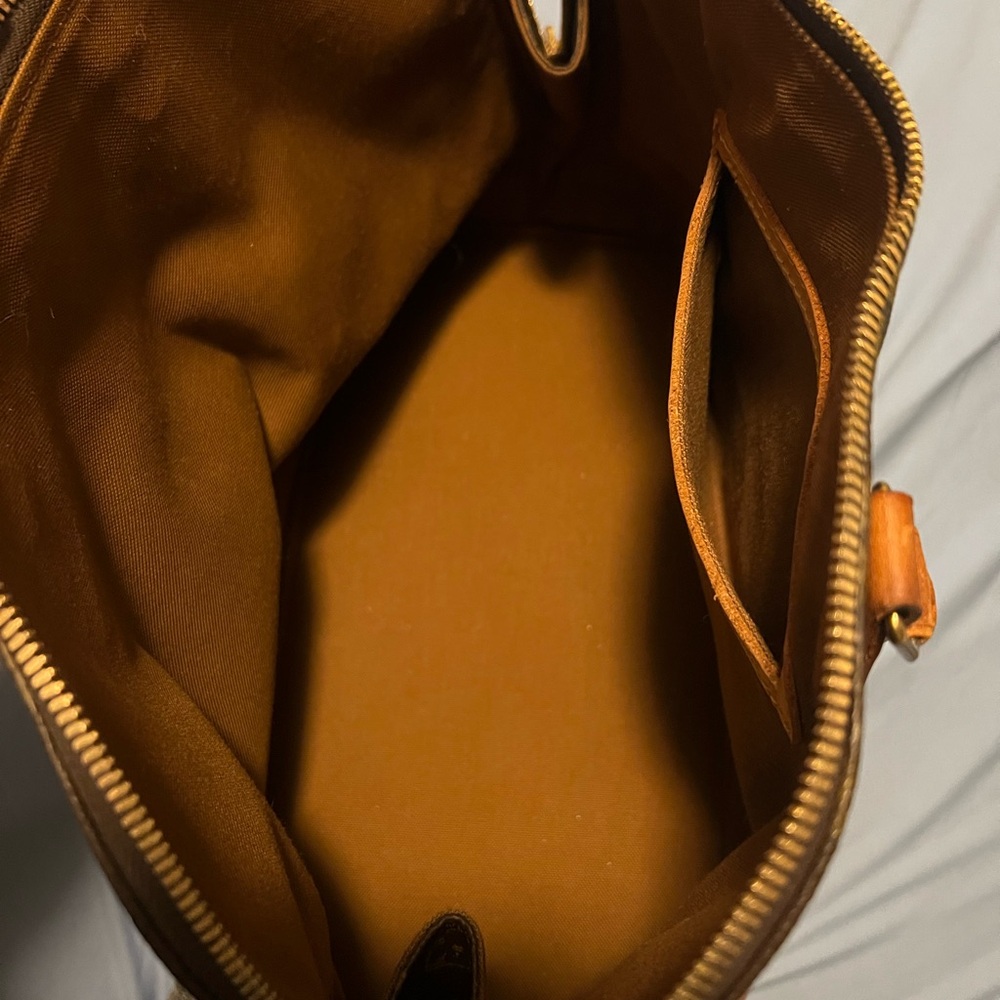 Vintage Alma LV Bag - Picture 4 of 8